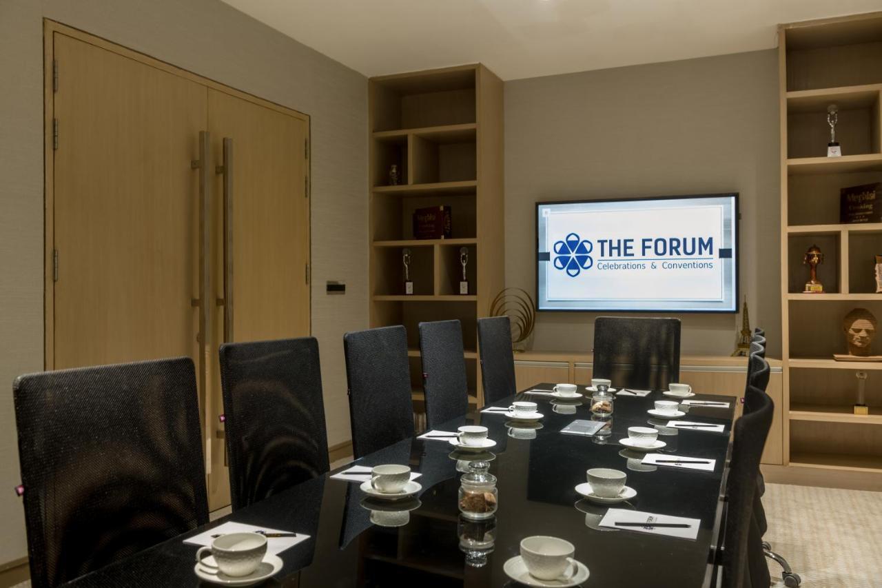 מלון Wyndham Ahmedabad Shela מראה חיצוני תמונה