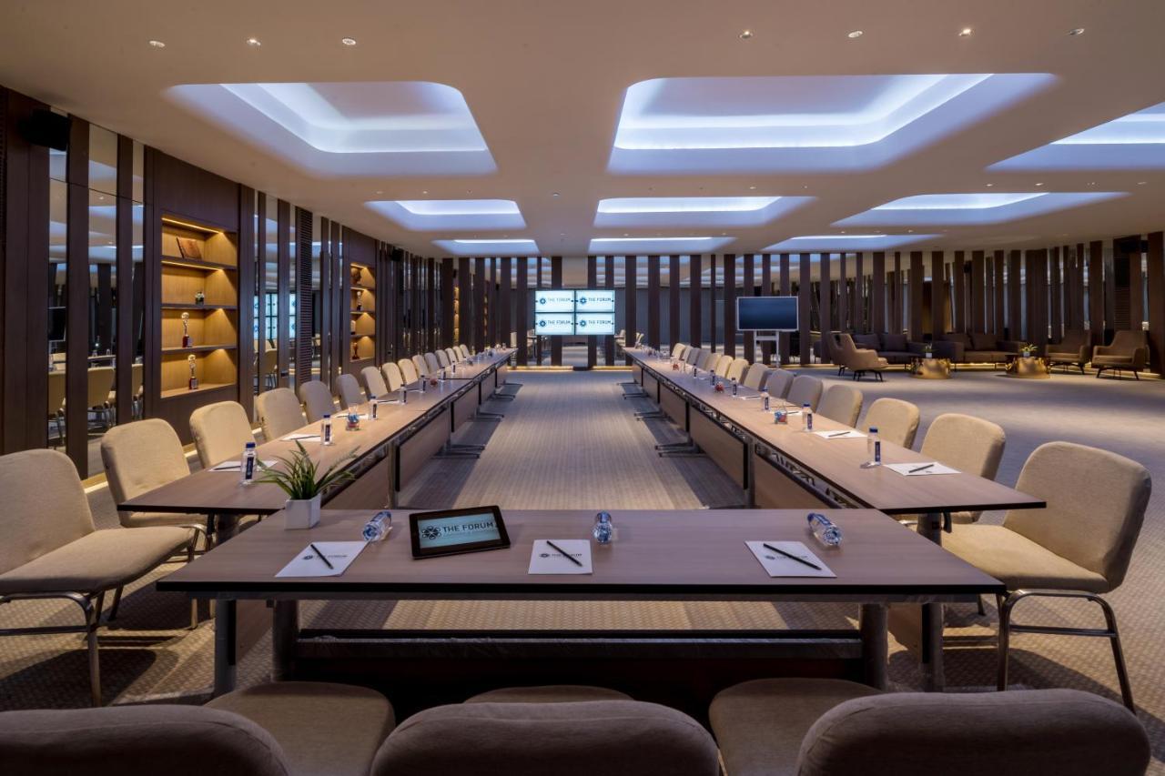 מלון Wyndham Ahmedabad Shela מראה חיצוני תמונה